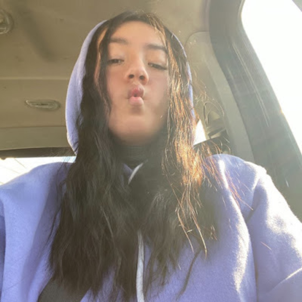 Meet your Posher, Alejandra